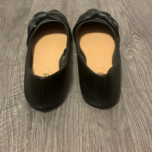☀️NWOT Arden size 8 slip on black flats - Picture 3 of 7